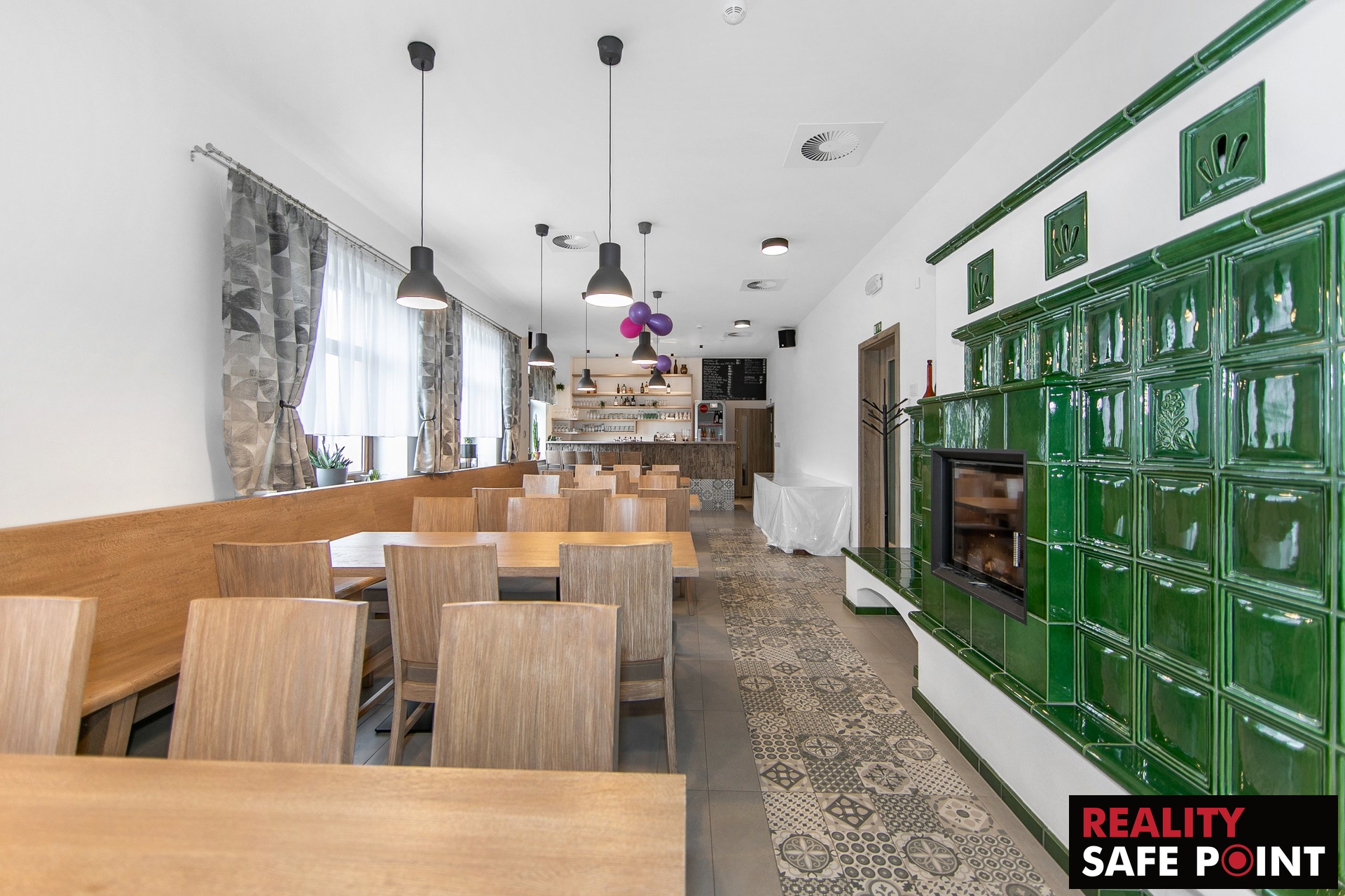 Prodej hotelu – Dobřany – foto 3