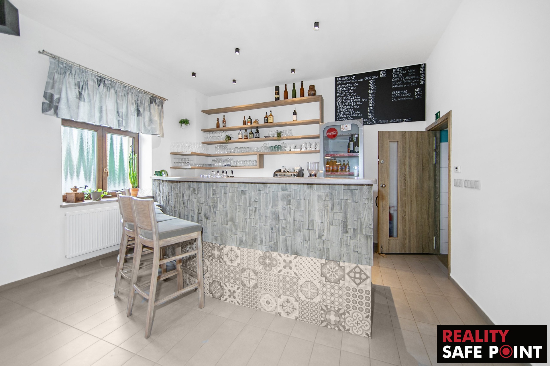 Prodej hotelu – Dobřany – foto 4