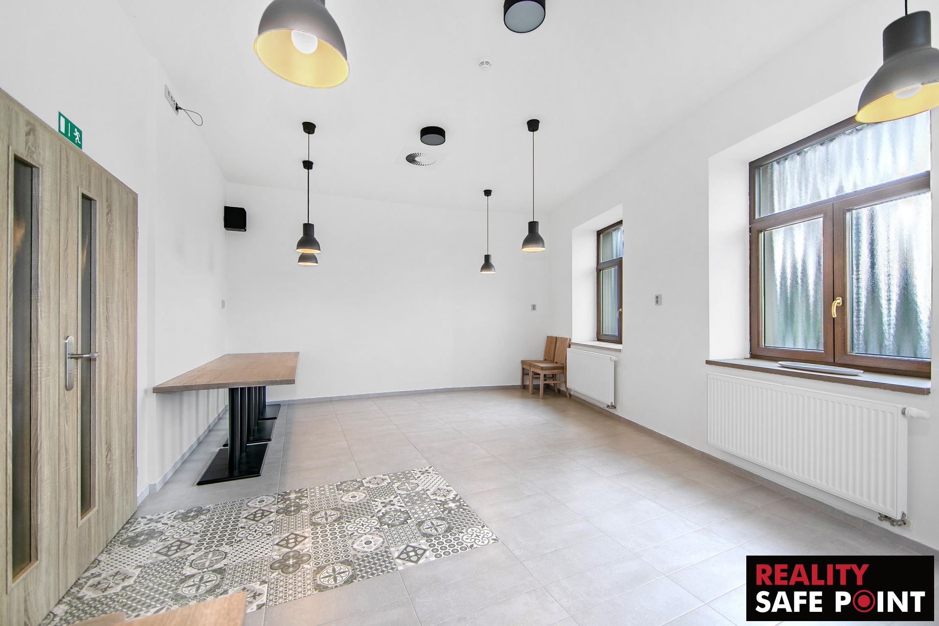 Prodej hotelu – Dobřany – foto 6