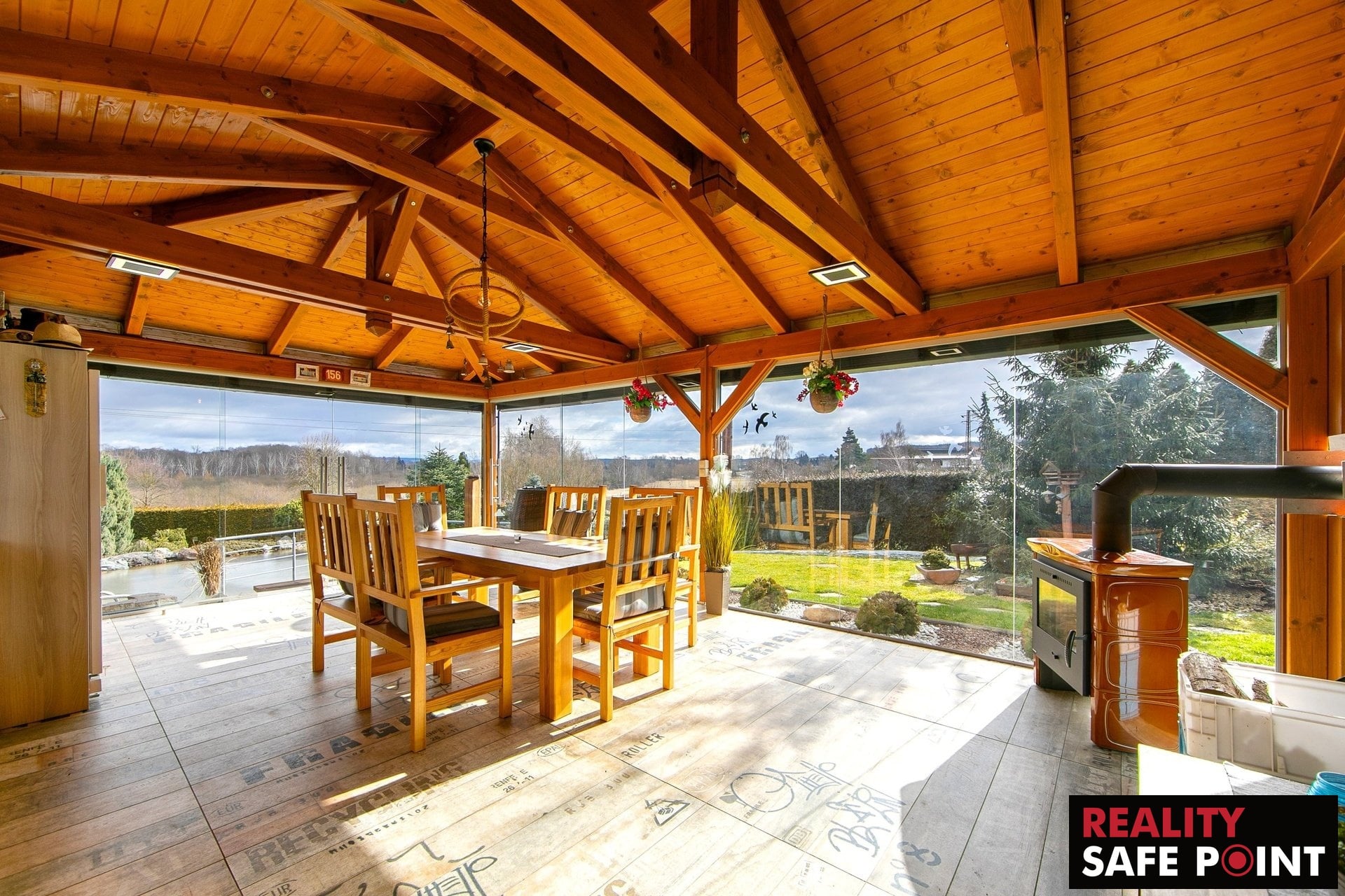 Nadstandardní rodinný dům 304 m² se zahradou 882 m², garáží a venkovním zázemím – Mantov – foto 17