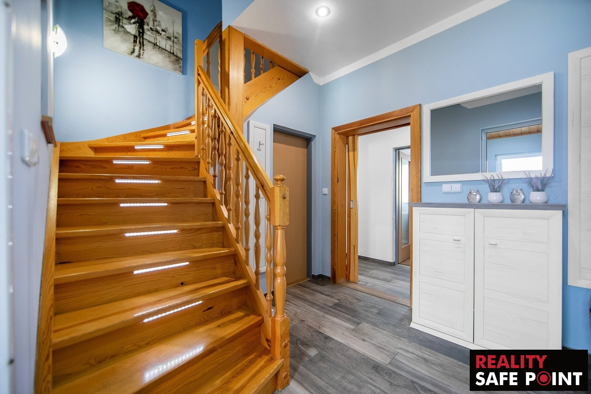 Nadstandardní rodinný dům 304 m² se zahradou 882 m², garáží a venkovním zázemím – Mantov – foto 10