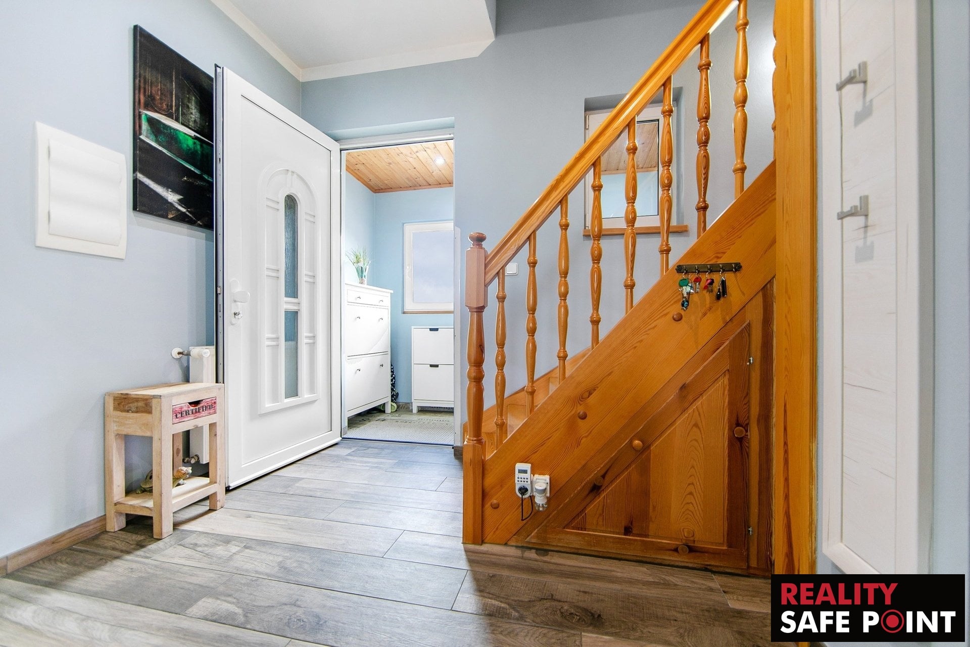 Nadstandardní rodinný dům 304 m² se zahradou 882 m², garáží a venkovním zázemím – Mantov – foto 11