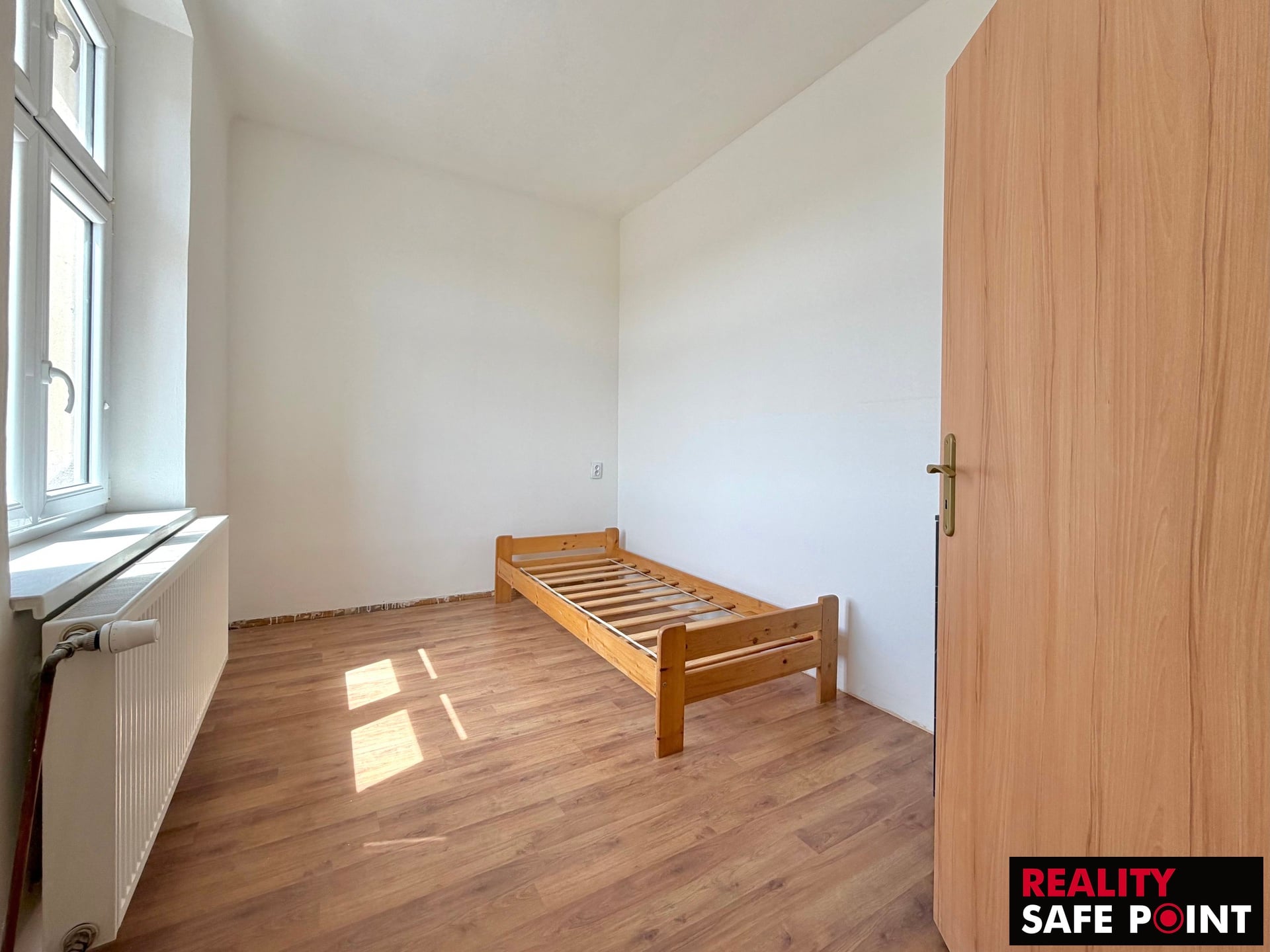Pronájem bytu 3+1 80 m² se zahradou, Plzeň – Severní Předměstí – foto 6